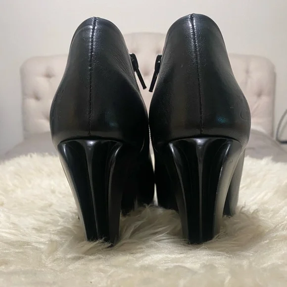 John Fluevog Shaguar - Picture 10 of 16